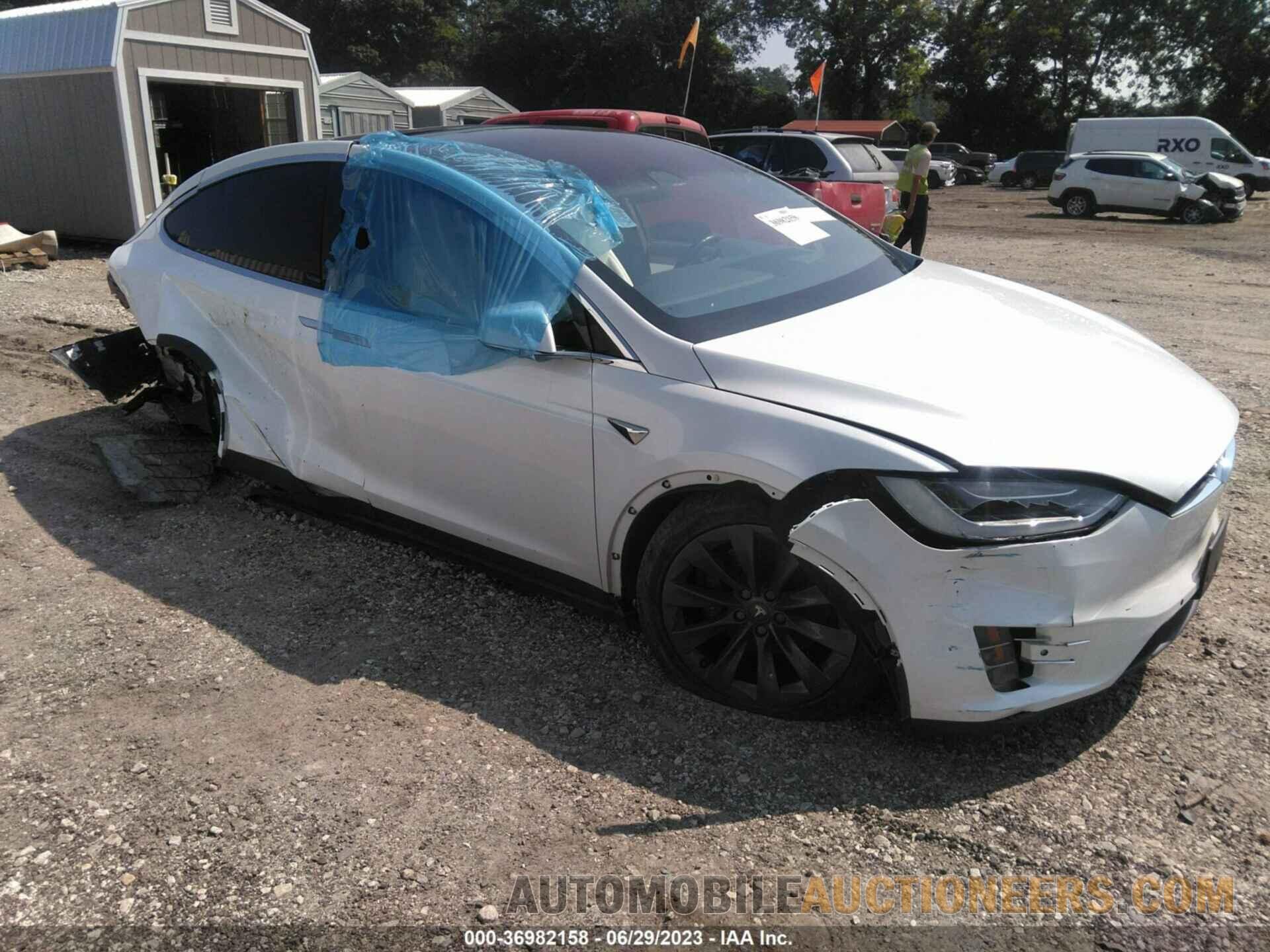 5YJXCAE27JF101240 TESLA MODEL X 2018