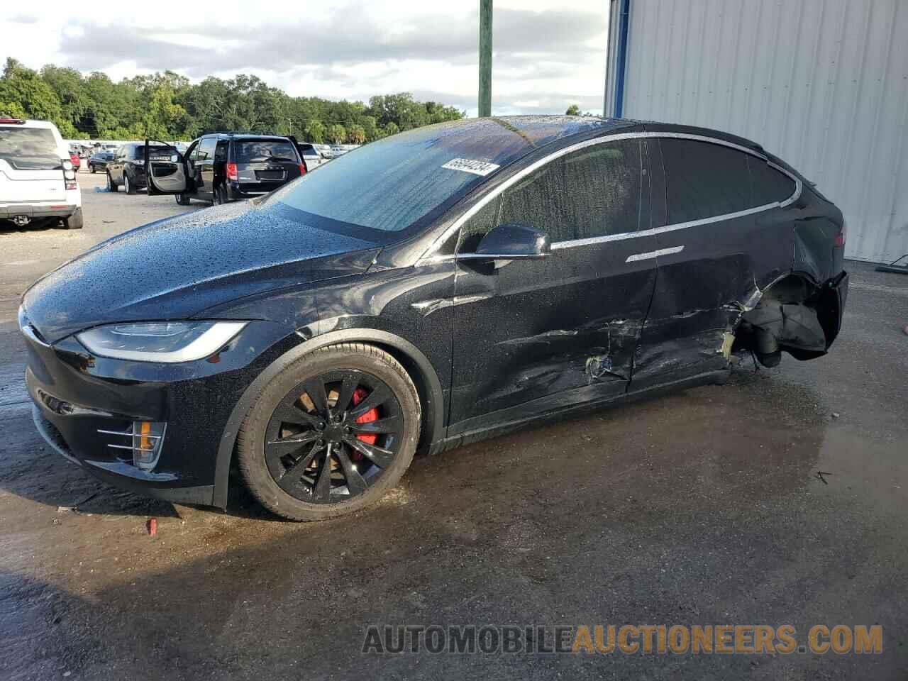 5YJXCAE27JF110942 TESLA MODEL X 2018