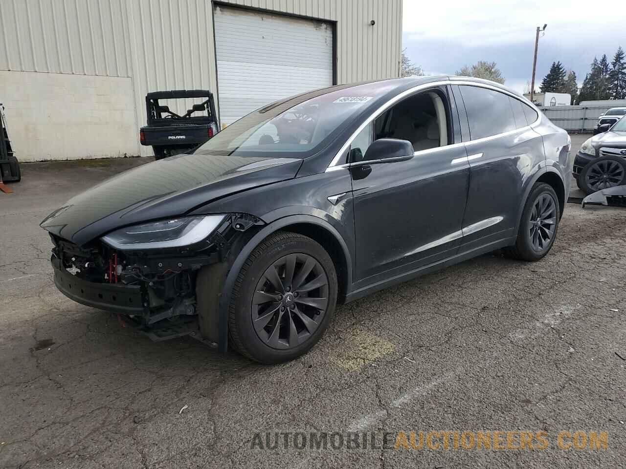 5YJXCAE27JF128373 TESLA MODEL X 2018