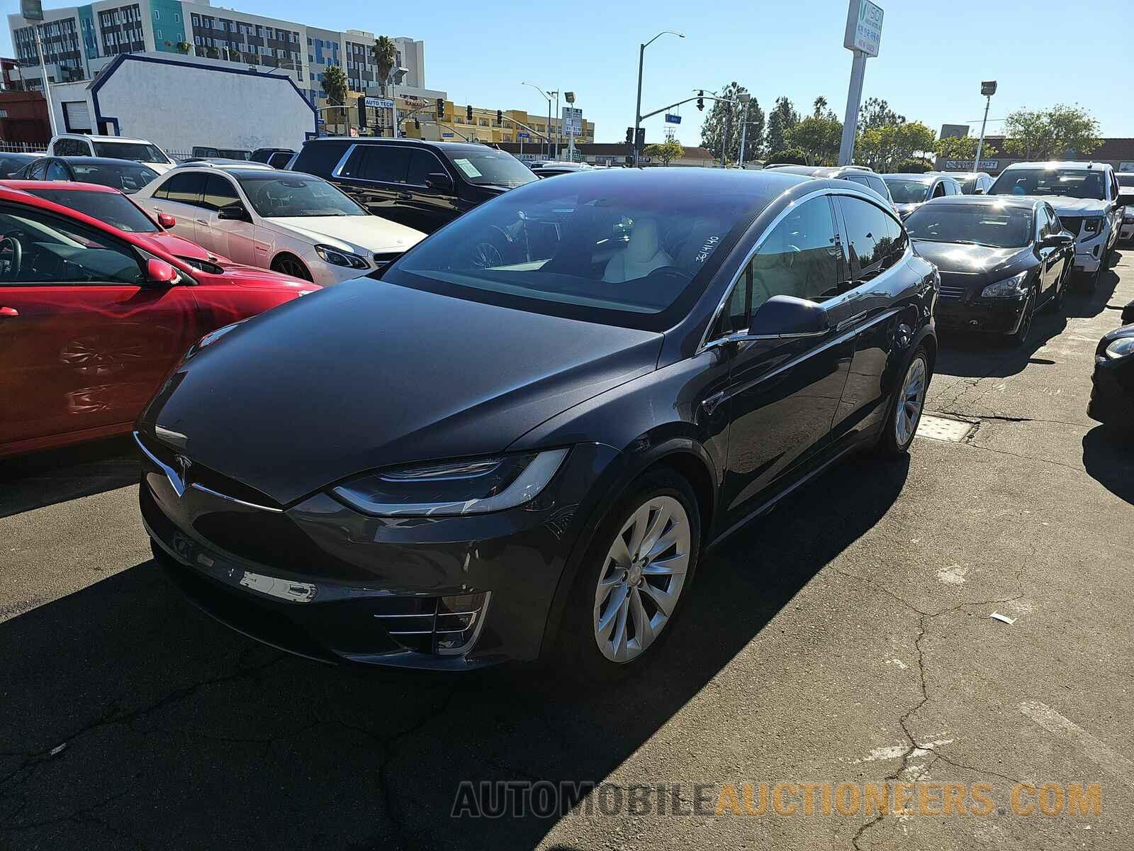 5YJXCAE28GF002354 Tesla Model X 2016