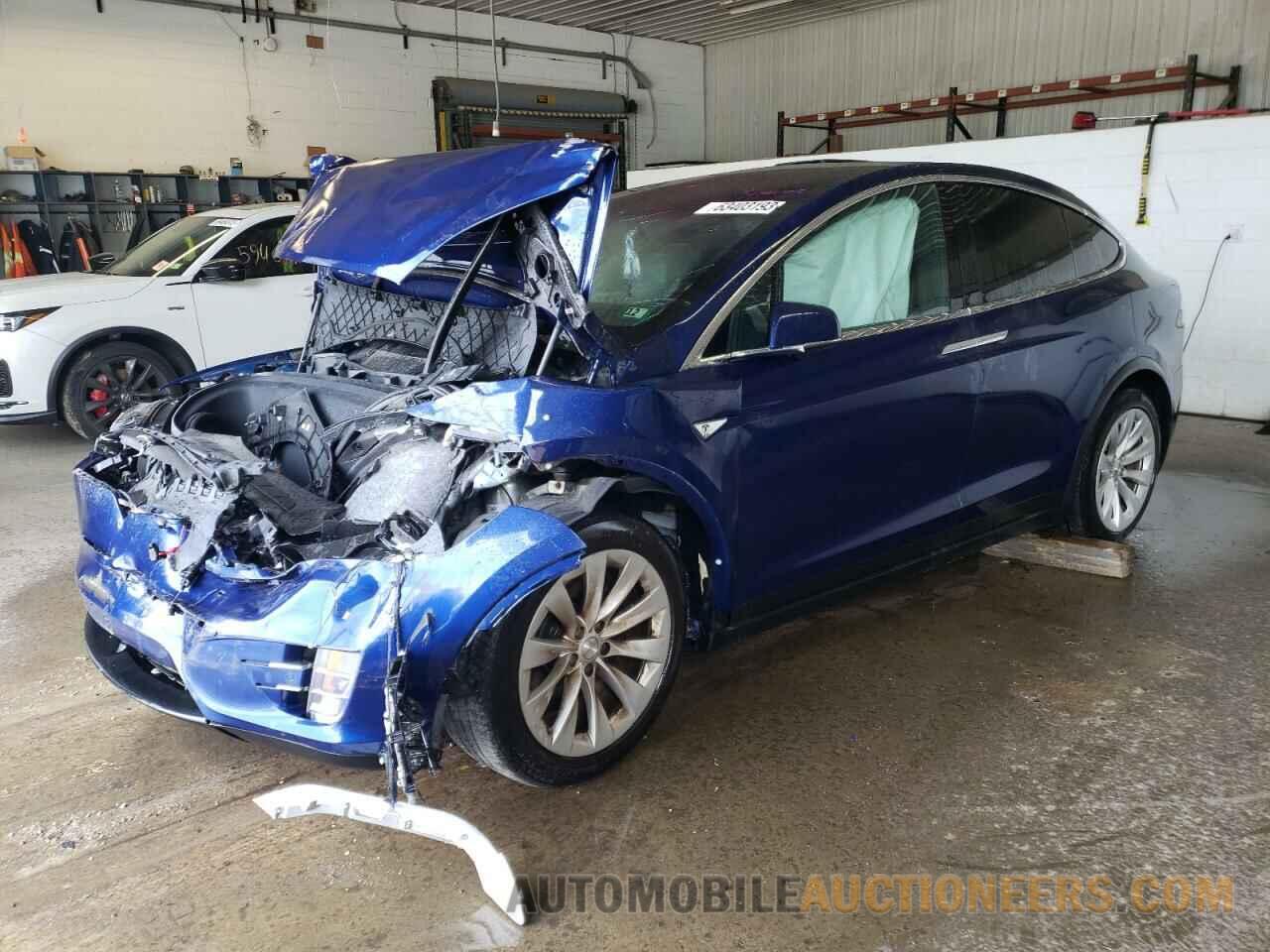 5YJXCAE28GF004413 TESLA MODEL X 2016