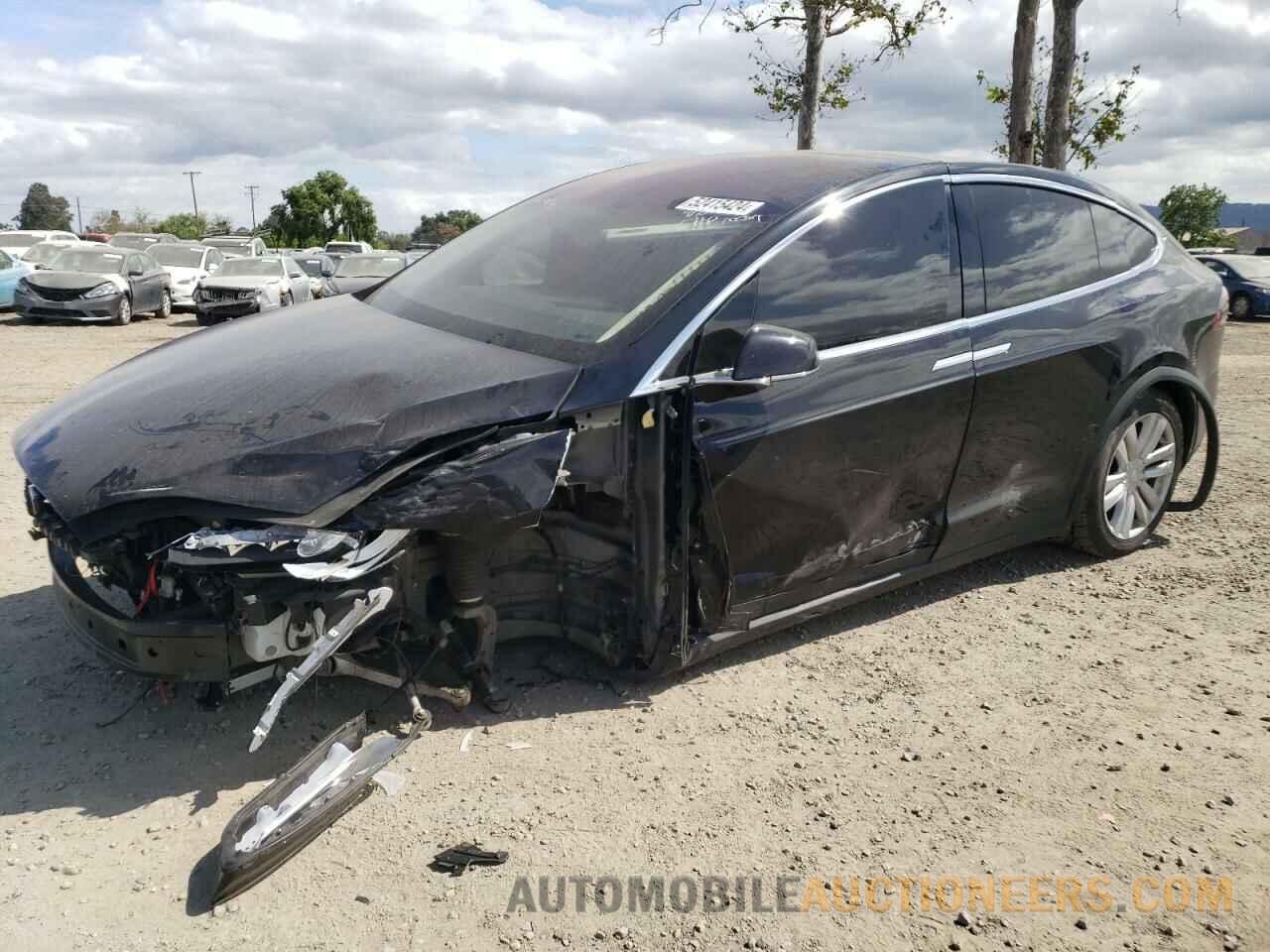 5YJXCAE28GF005111 TESLA MODEL X 2016