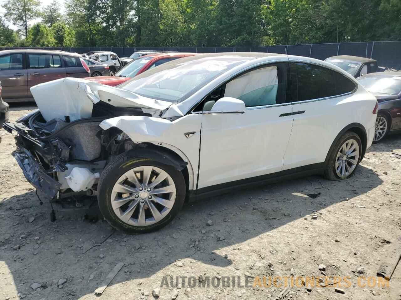 5YJXCAE28GF012902 TESLA MODEL X 2016