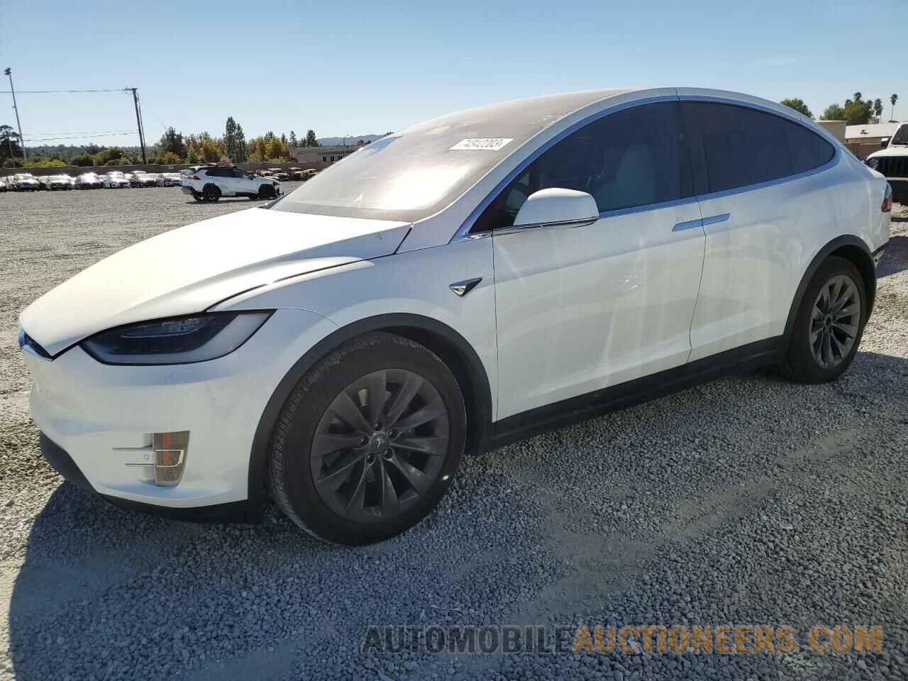 5YJXCAE28HF078478 TESLA MODEL X 2017