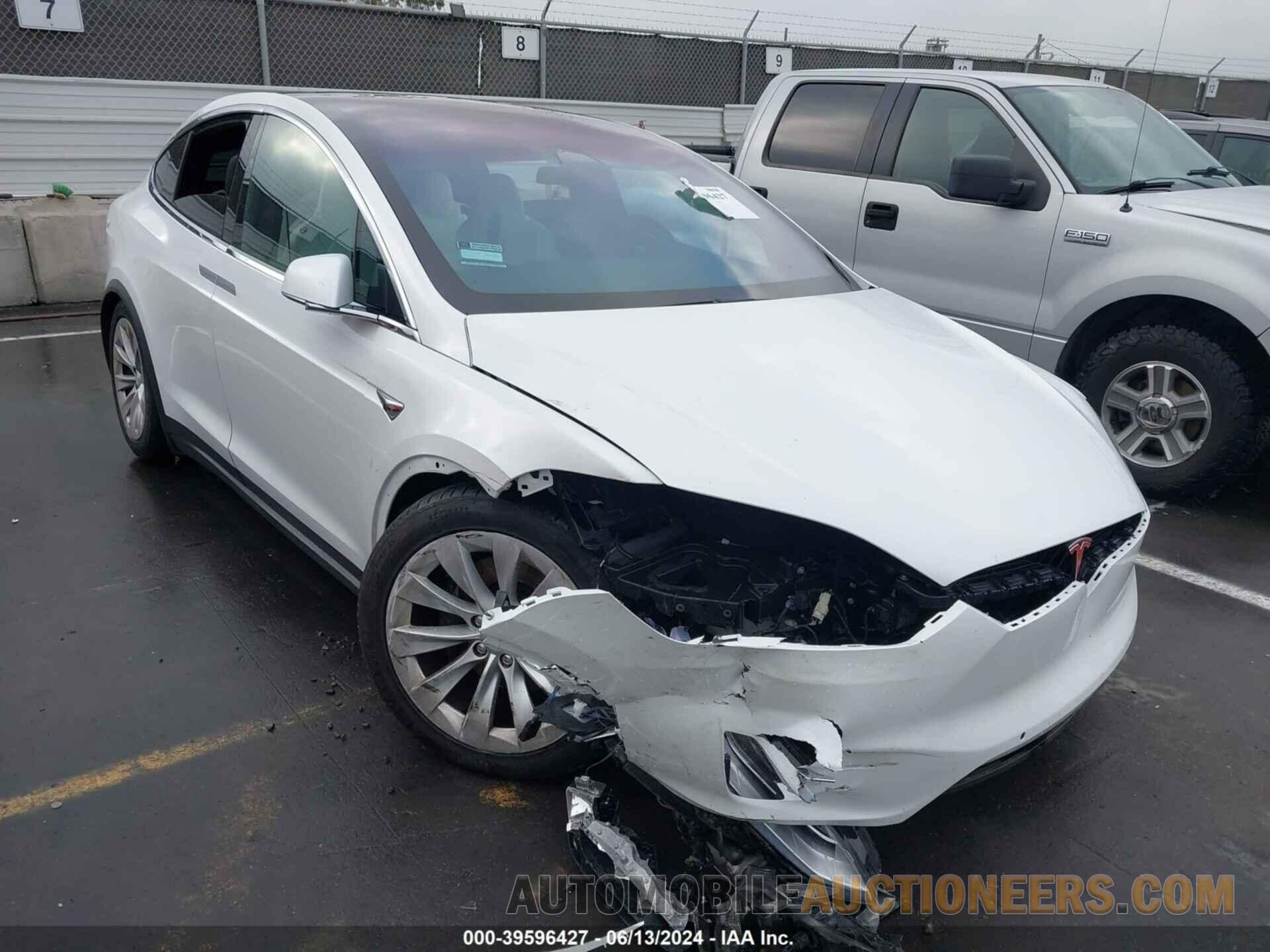 5YJXCAE28KF149590 TESLA MODEL X 2019