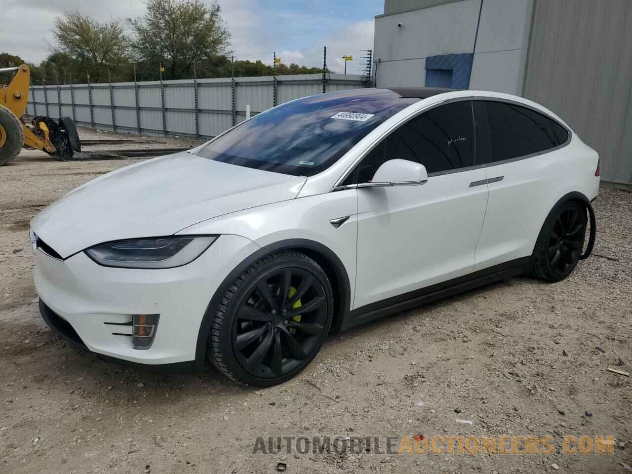 5YJXCAE28KF189930 TESLA MODEL X 2019