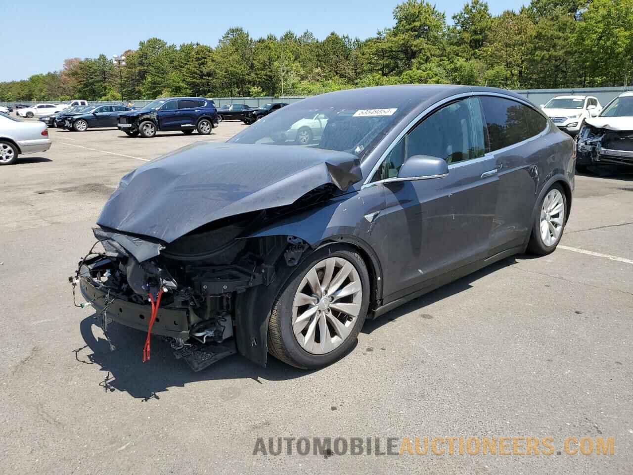 5YJXCAE28LF237671 TESLA MODEL X 2020