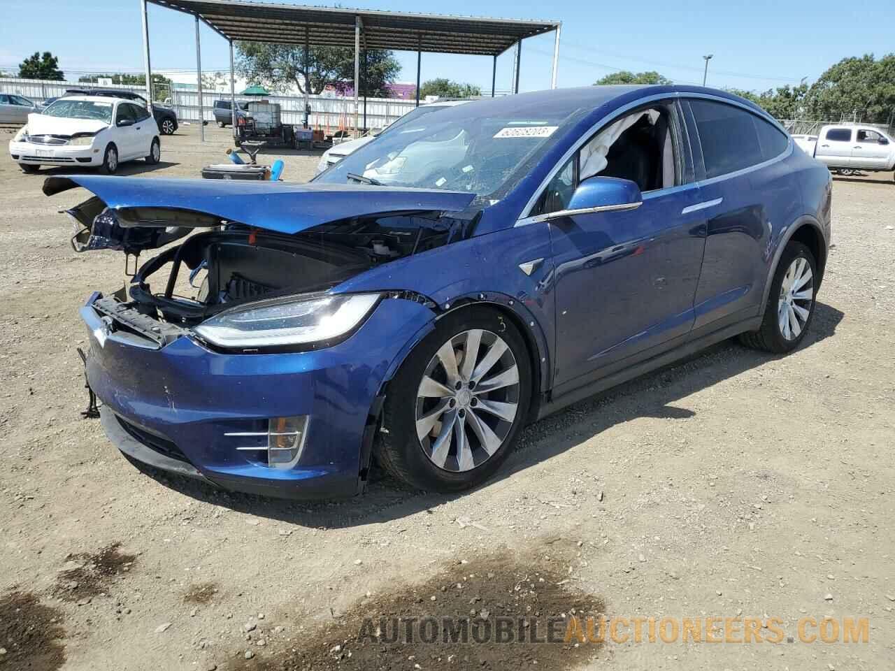 5YJXCAE28LF249027 TESLA MODEL X 2020