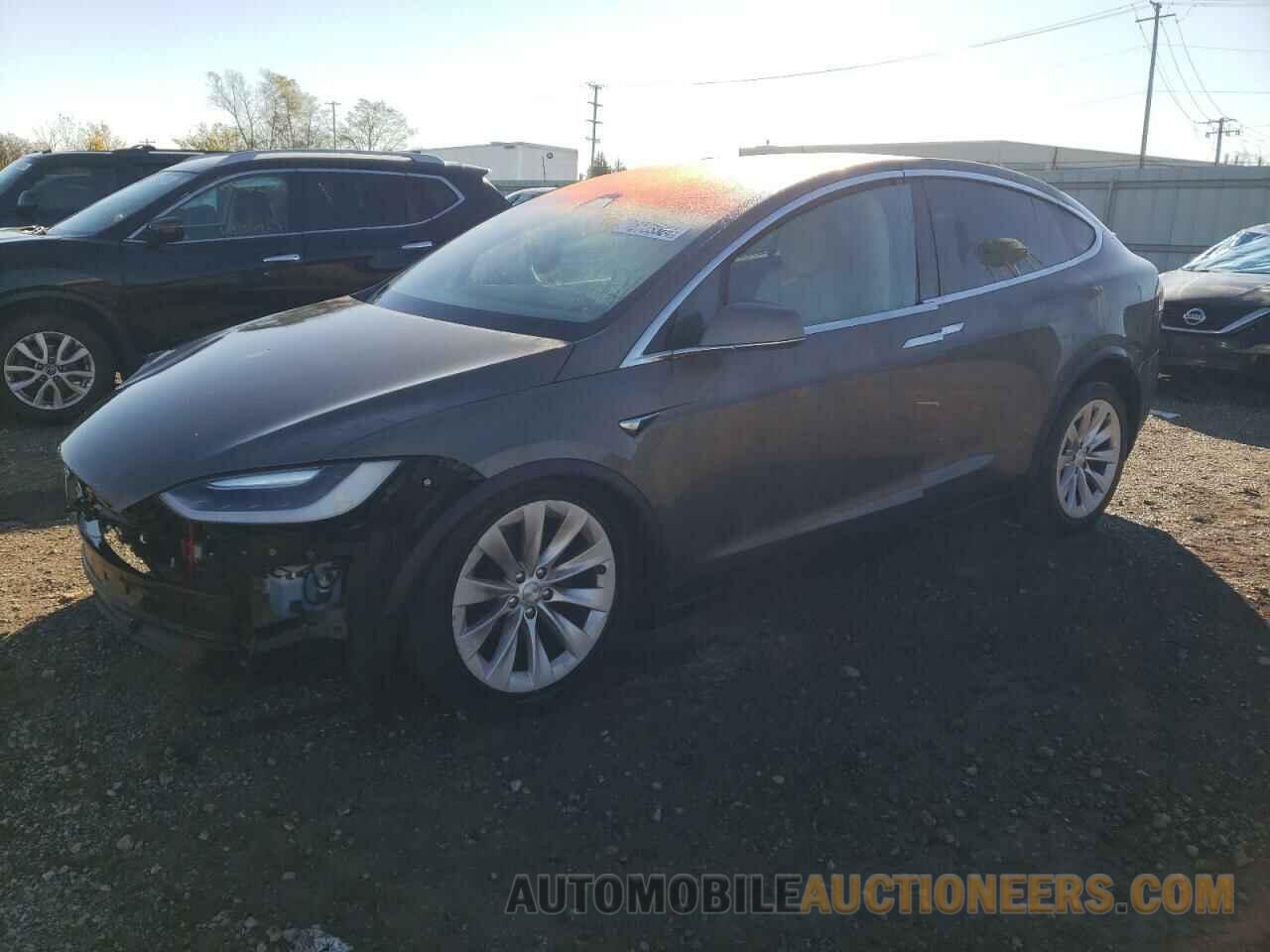 5YJXCAE29GF023830 TESLA MODEL X 2016