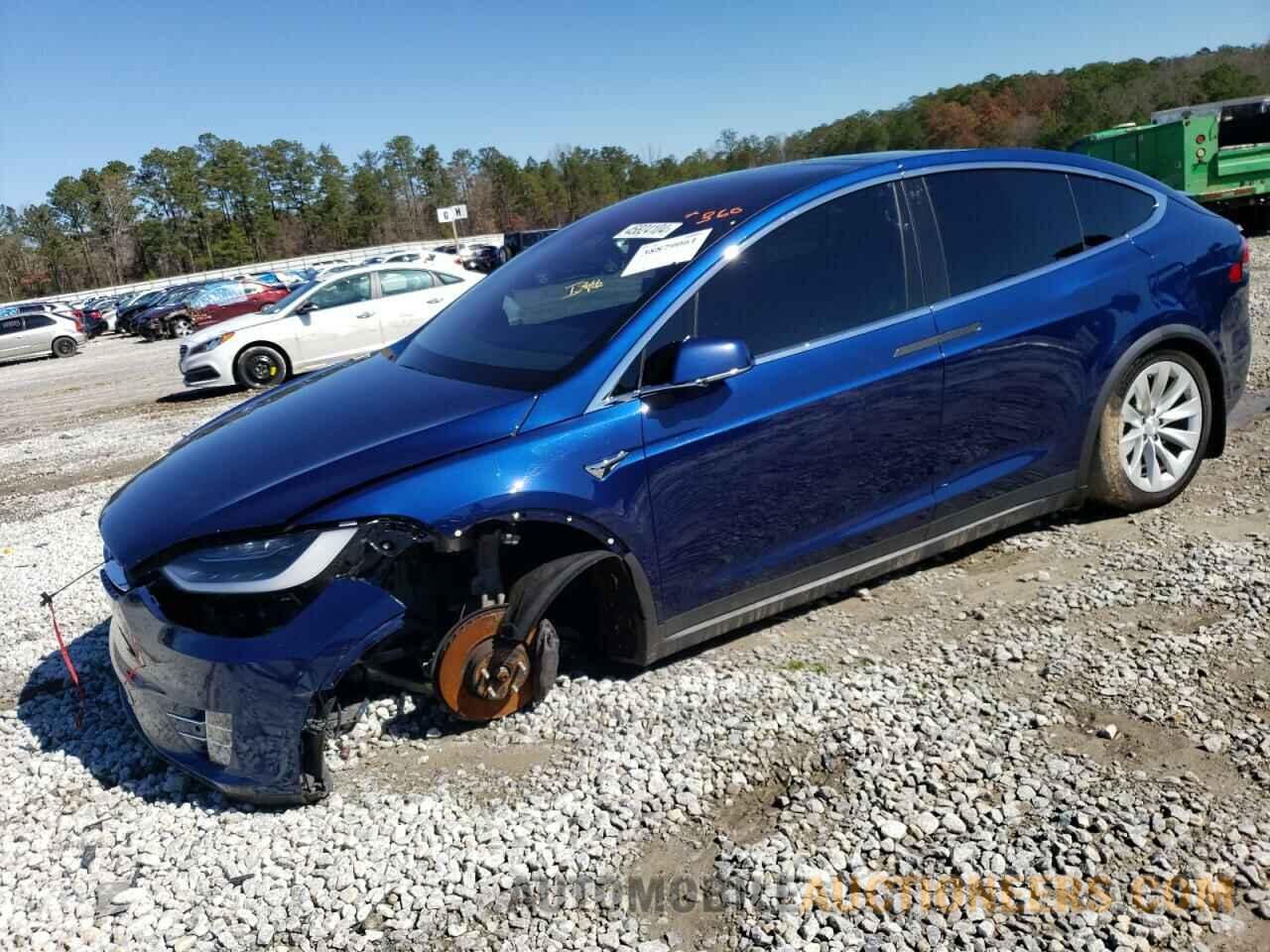 5YJXCAE29HF059261 TESLA MODEL X 2017