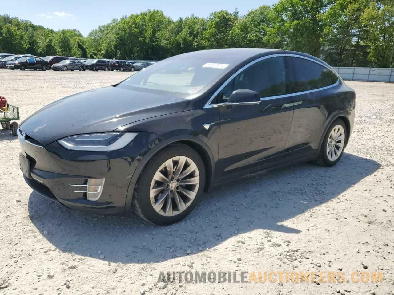 5YJXCAE29JF113406 TESLA MODEL X 2018