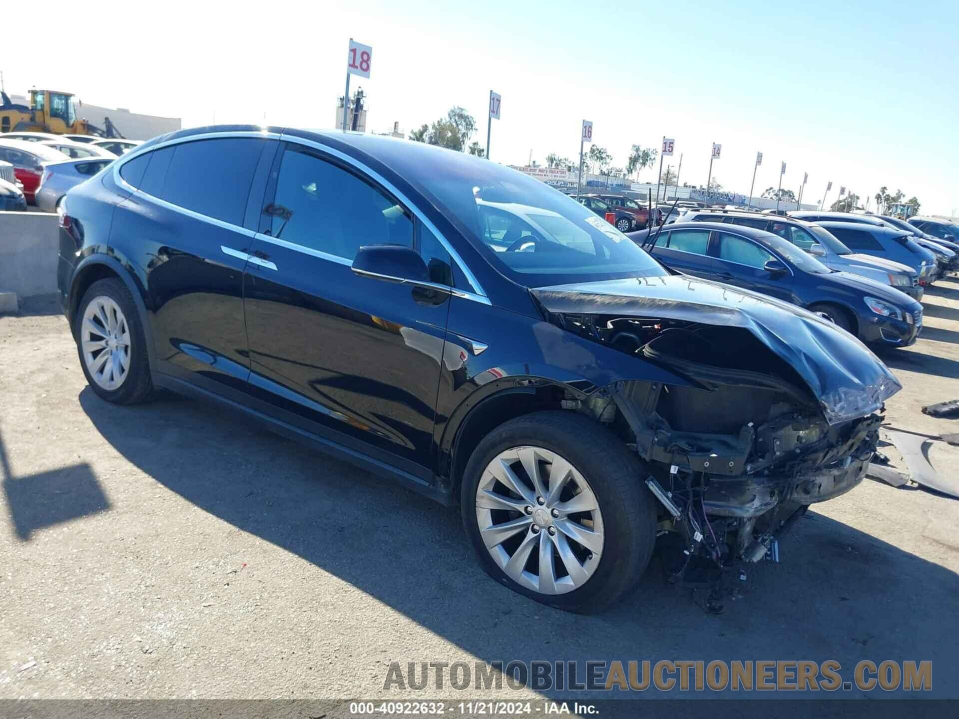 5YJXCAE29KF186356 TESLA MODEL X 2019