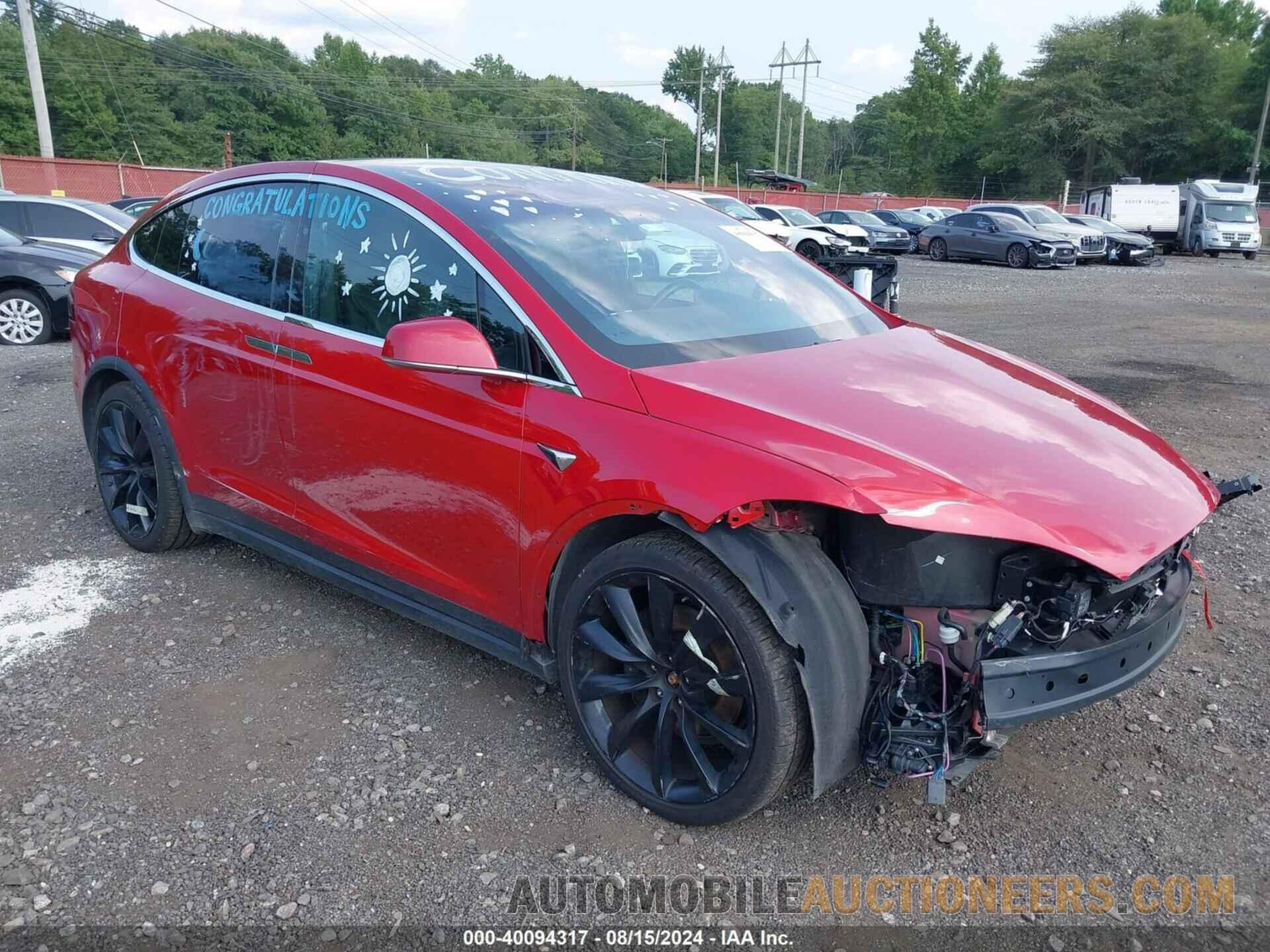 5YJXCAE29LF231829 TESLA MODEL X 2020