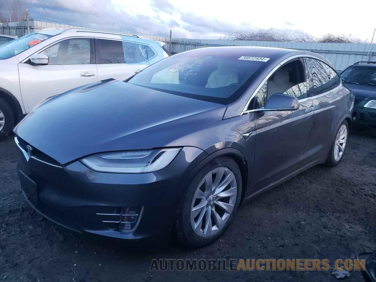 5YJXCAE29MF323377 TESLA MODEL X 2021