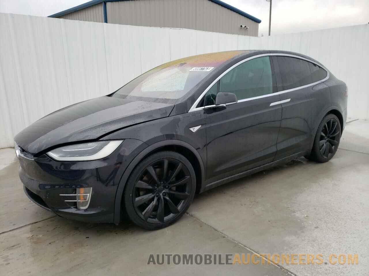 5YJXCAE2XGF002792 TESLA MODEL X 2016