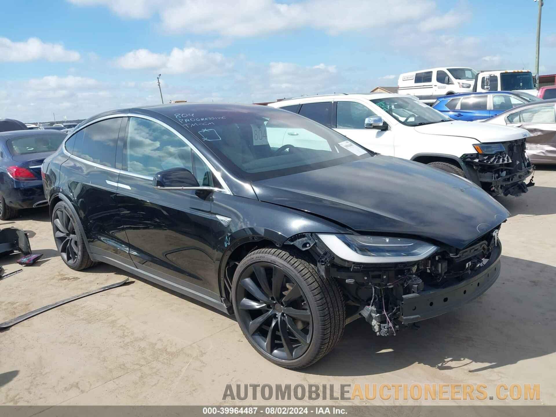 5YJXCAE2XGF004543 TESLA MODEL X 2016