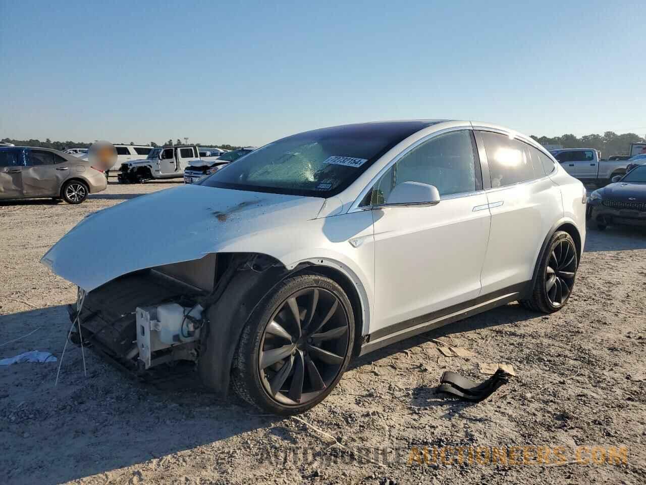 5YJXCAE2XGF011363 TESLA MODEL X 2016