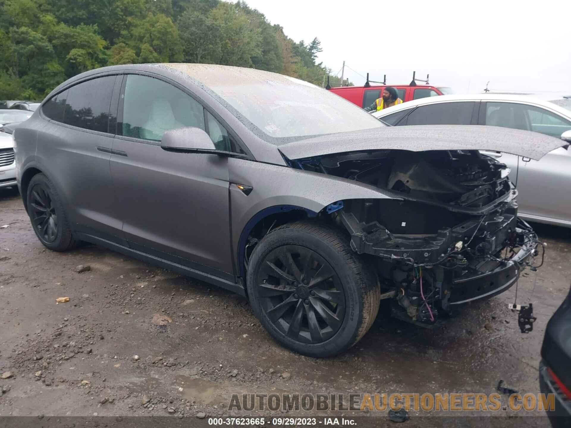 5YJXCAE2XHF076389 TESLA MODEL X 2017