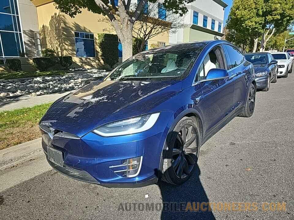 5YJXCAE2XJF100275 Tesla Model X 2018