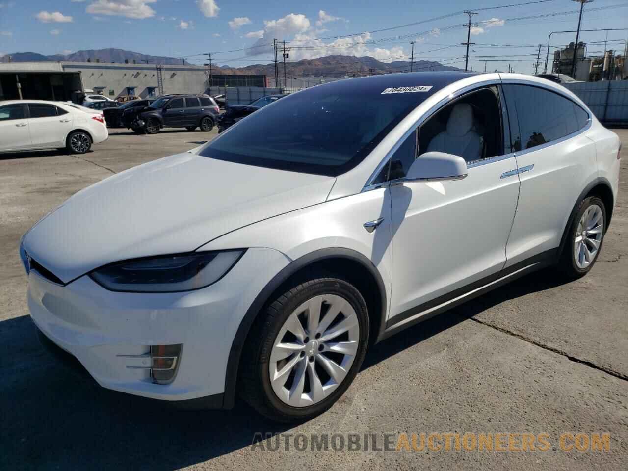 5YJXCAE2XJF109283 TESLA MODEL X 2018