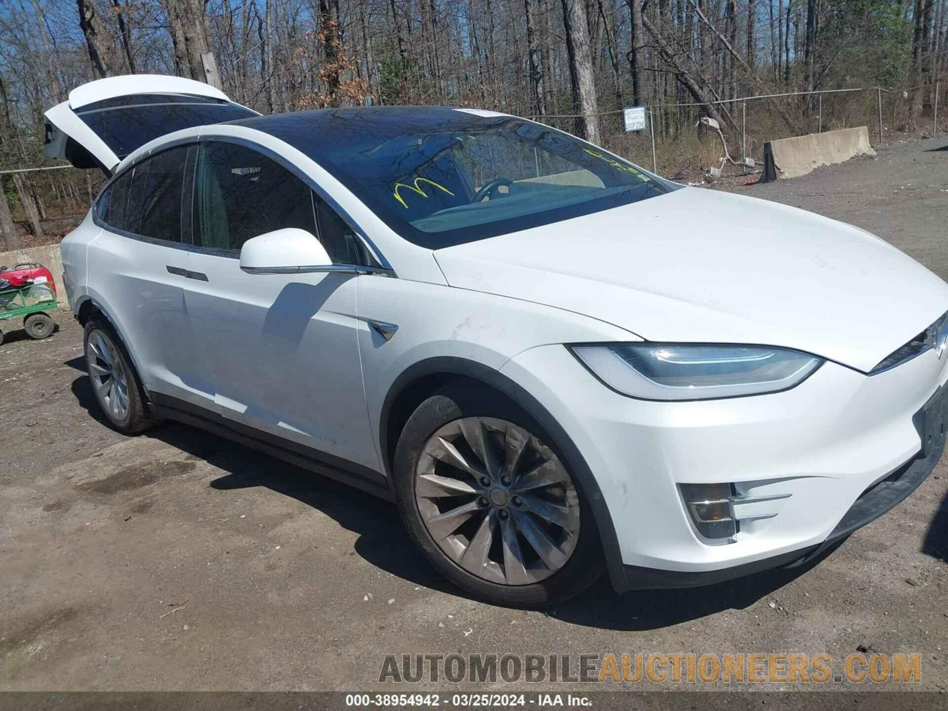 5YJXCAE2XKF195261 TESLA MODEL X 2019