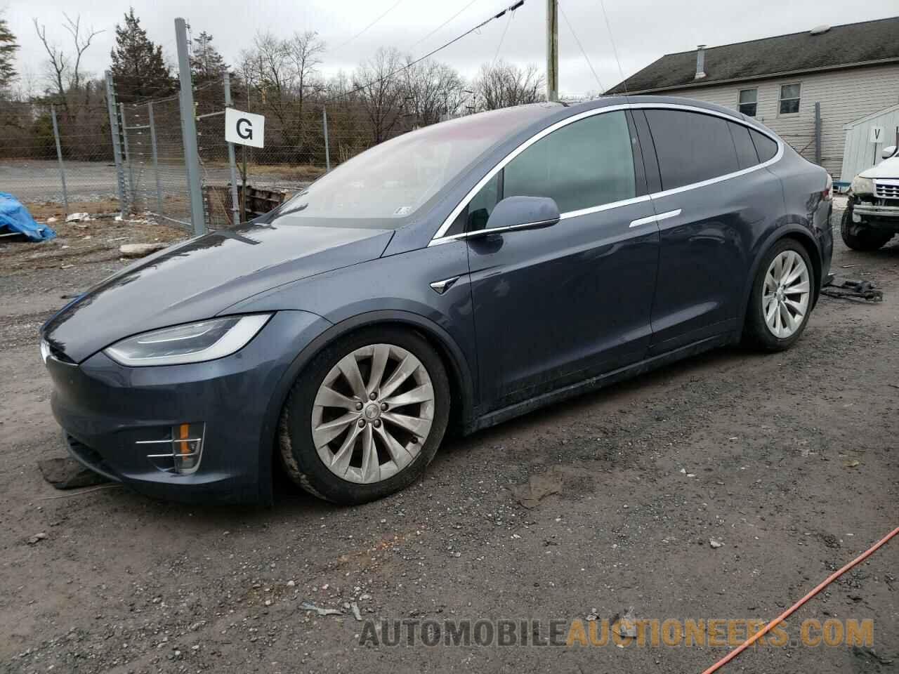 5YJXCAE2XLF221617 TESLA MODEL X 2020