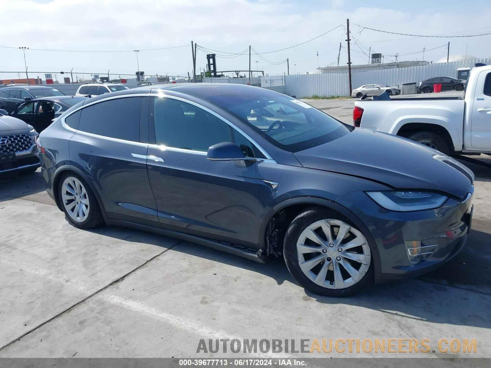 5YJXCAE2XLF235971 TESLA MODEL X 2020