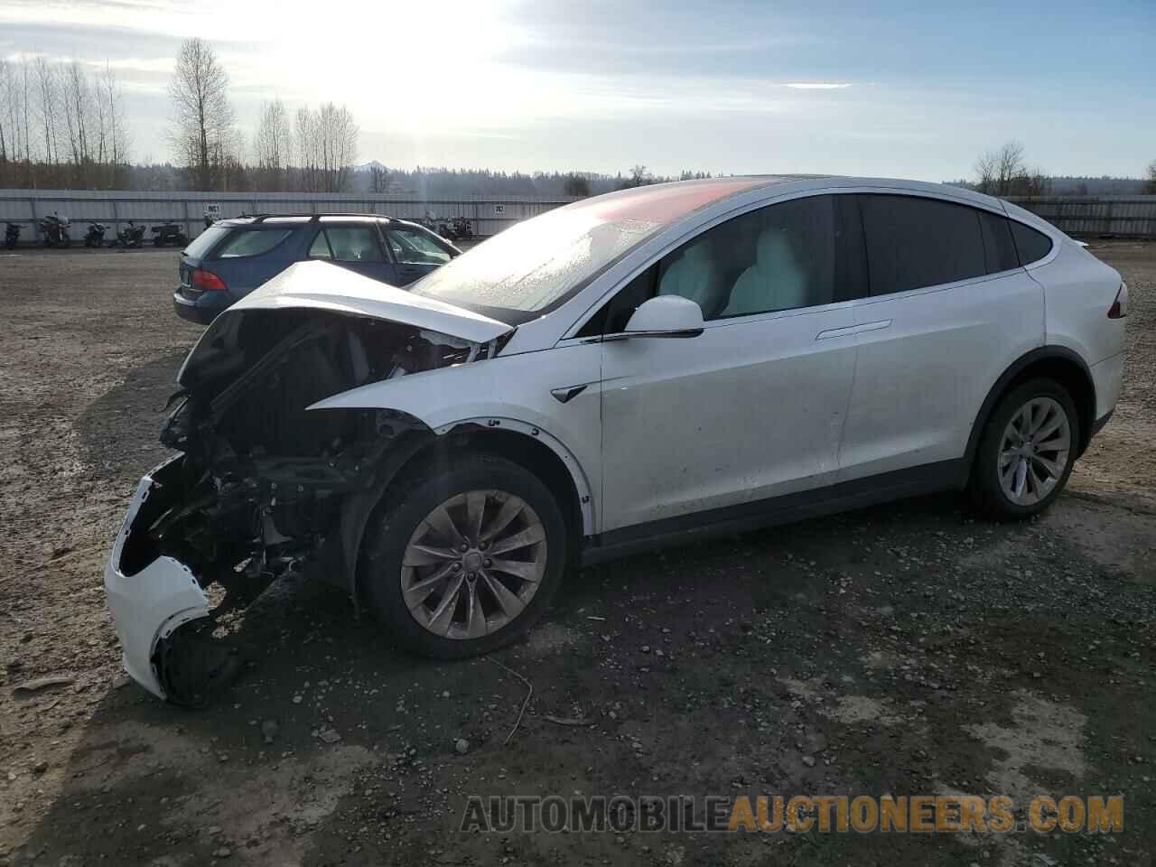 5YJXCAE2XLF272227 TESLA MODEL X 2020