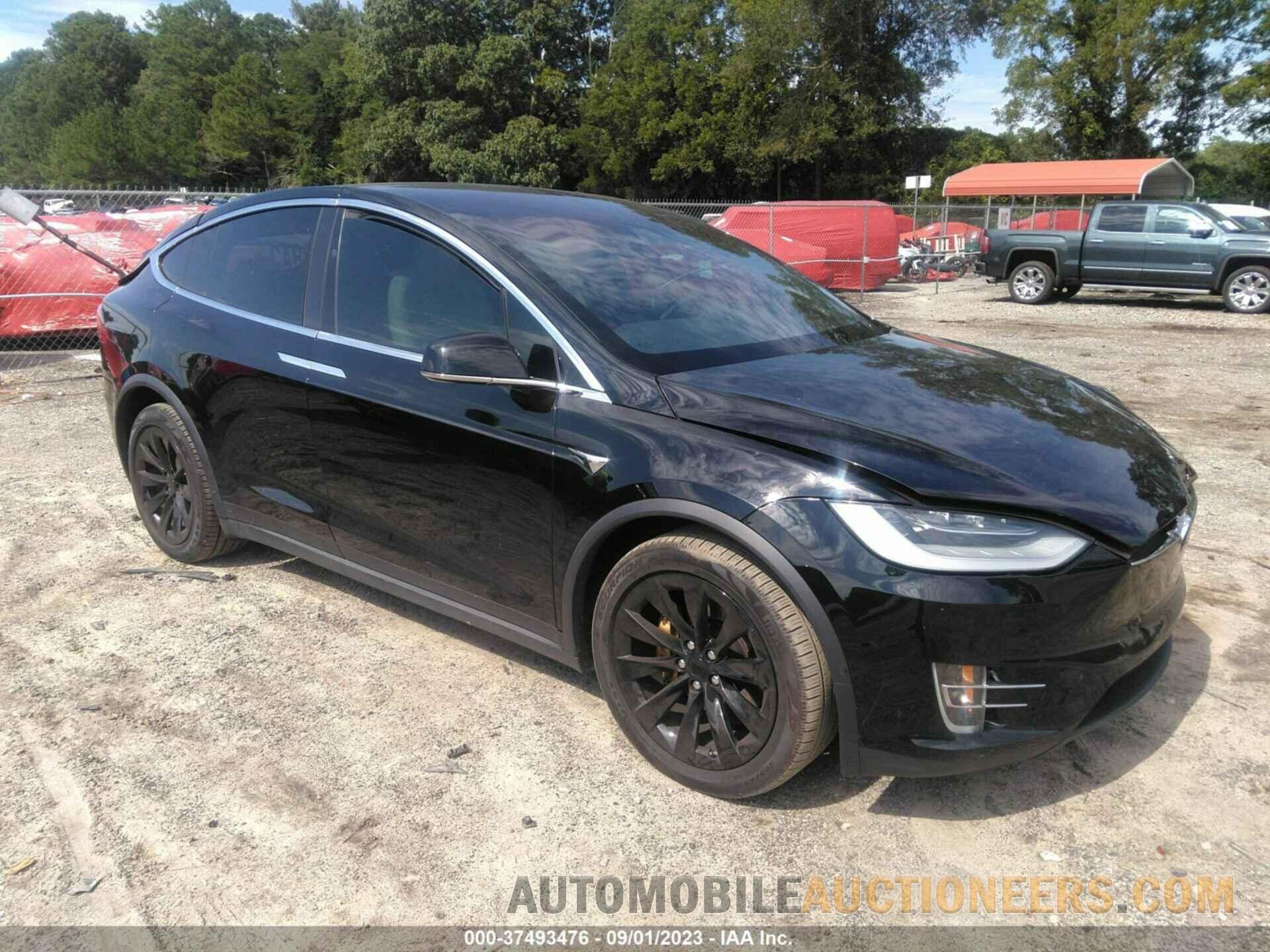 5YJXCAE2XLF301399 TESLA MODEL X 2020