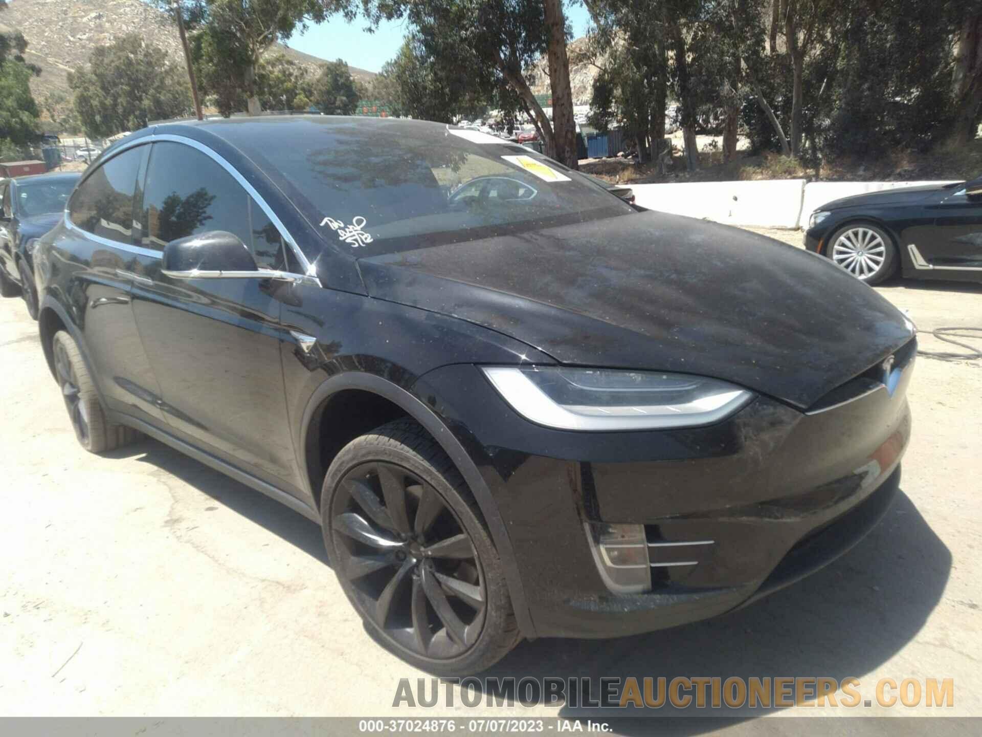 5YJXCAE2XLF304447 TESLA MODEL X 2020