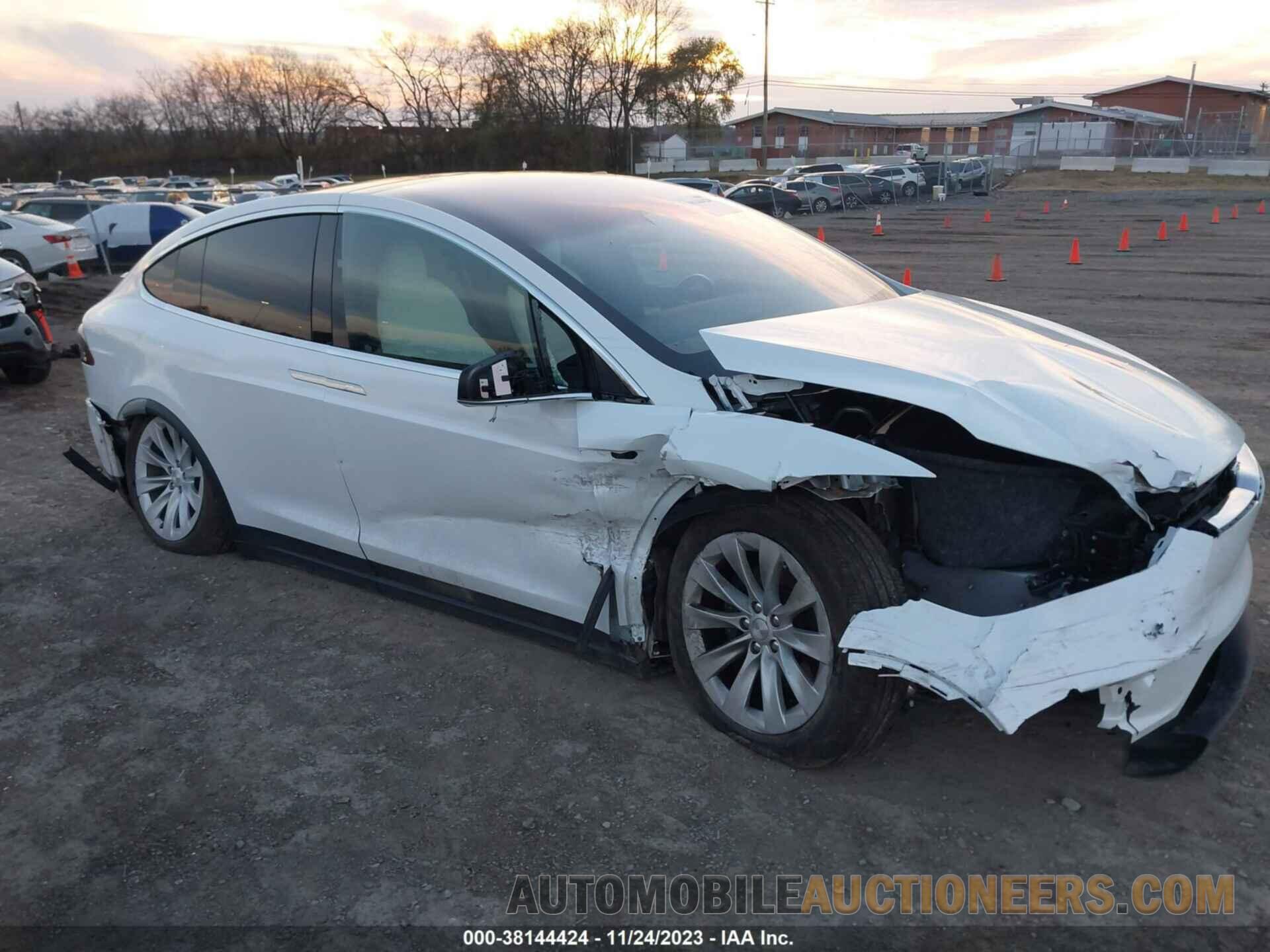 5YJXCAE2XMF322951 TESLA MODEL X 2021