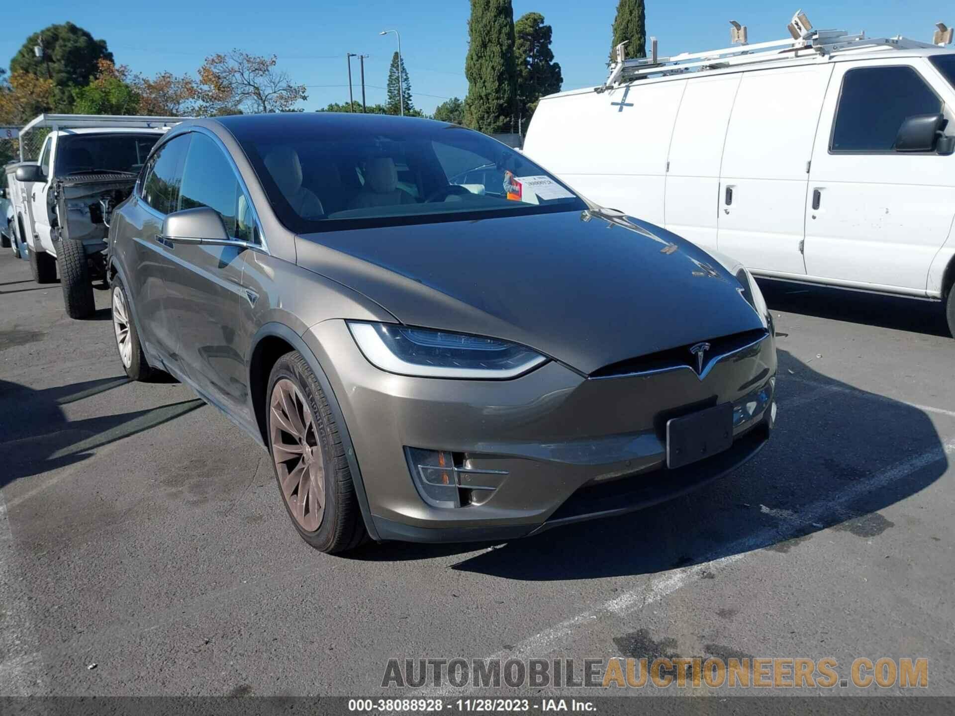 5YJXCAE40GF000308 TESLA MODEL X 2016