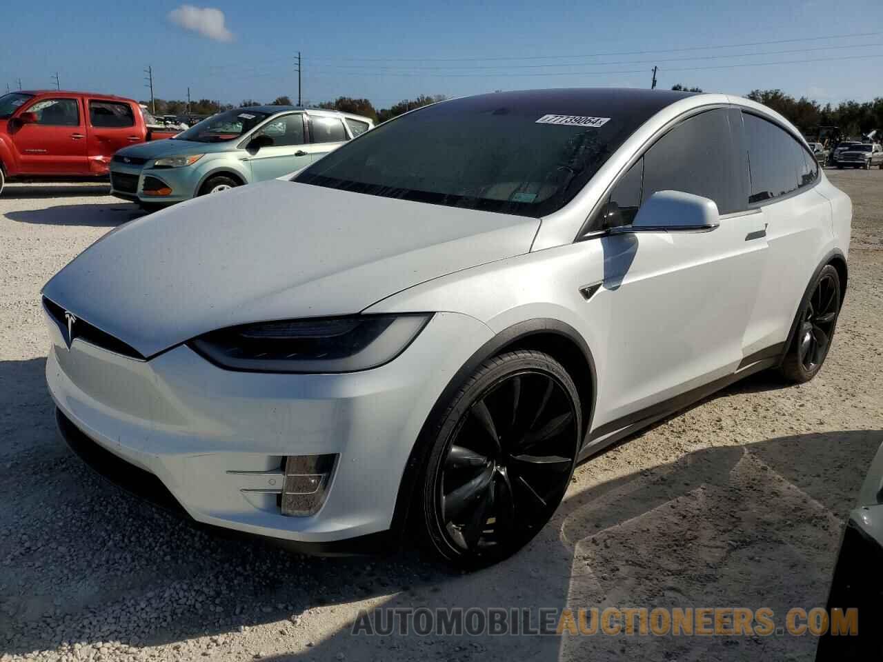 5YJXCAE40GF000437 TESLA MODEL X 2016