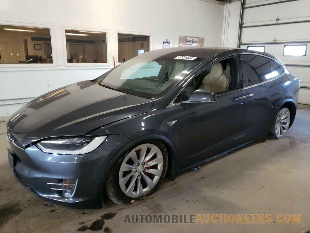 5YJXCAE40GF001121 TESLA MODEL X 2016