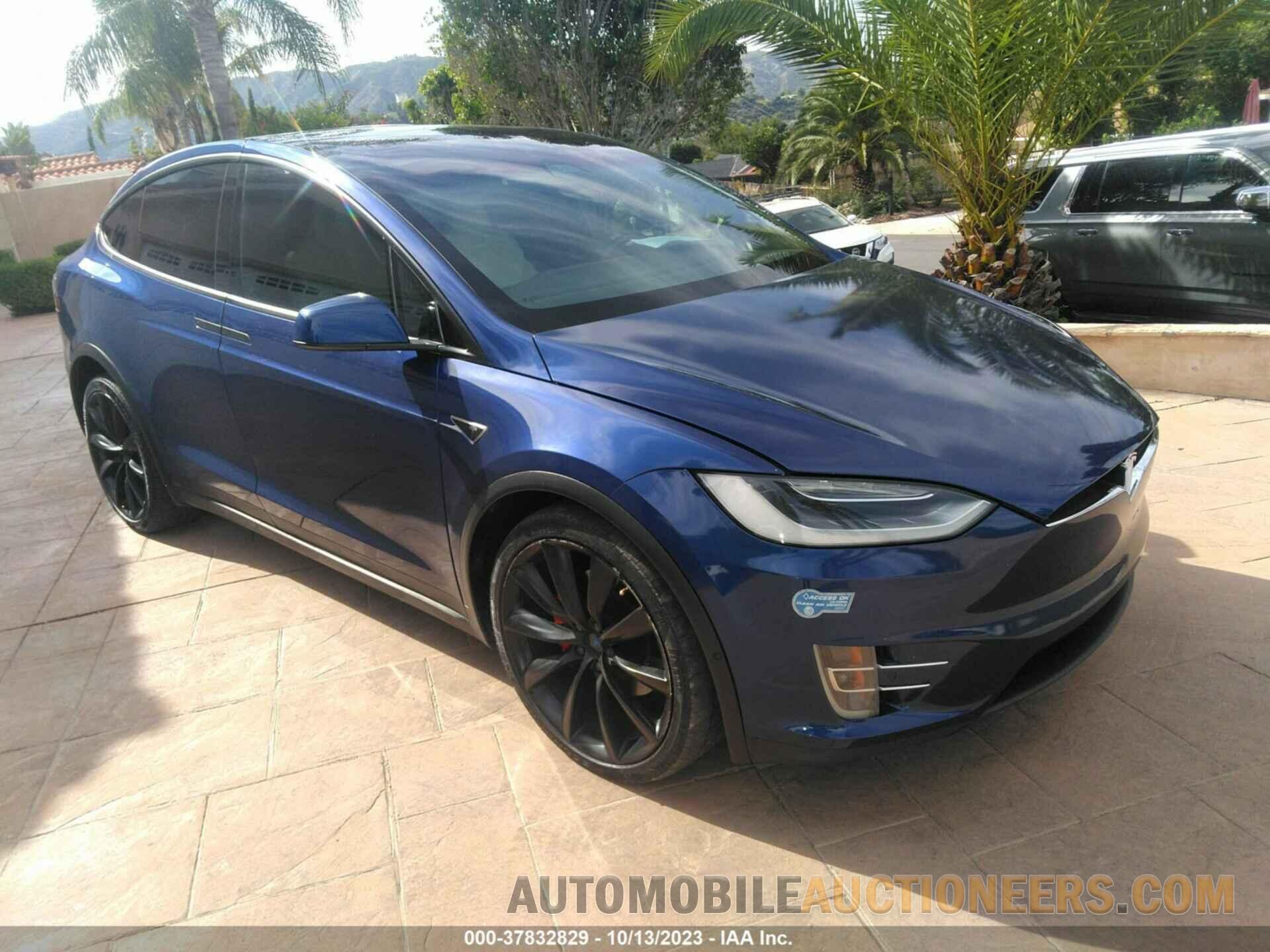 5YJXCAE40GF011065 TESLA MODEL X 2016