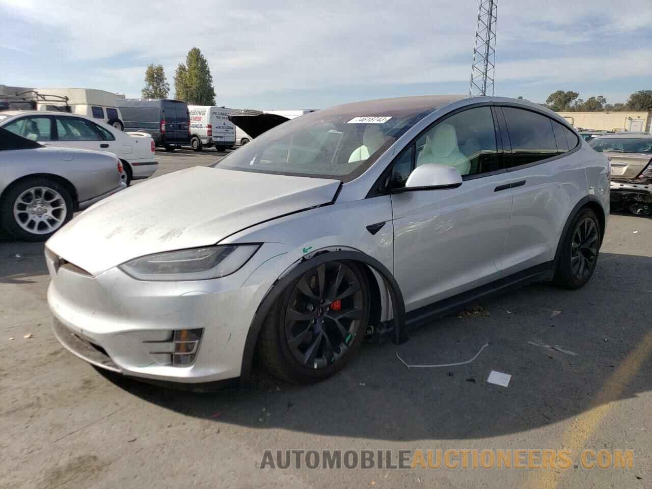 5YJXCAE40HF066990 TESLA MODEL X 2017