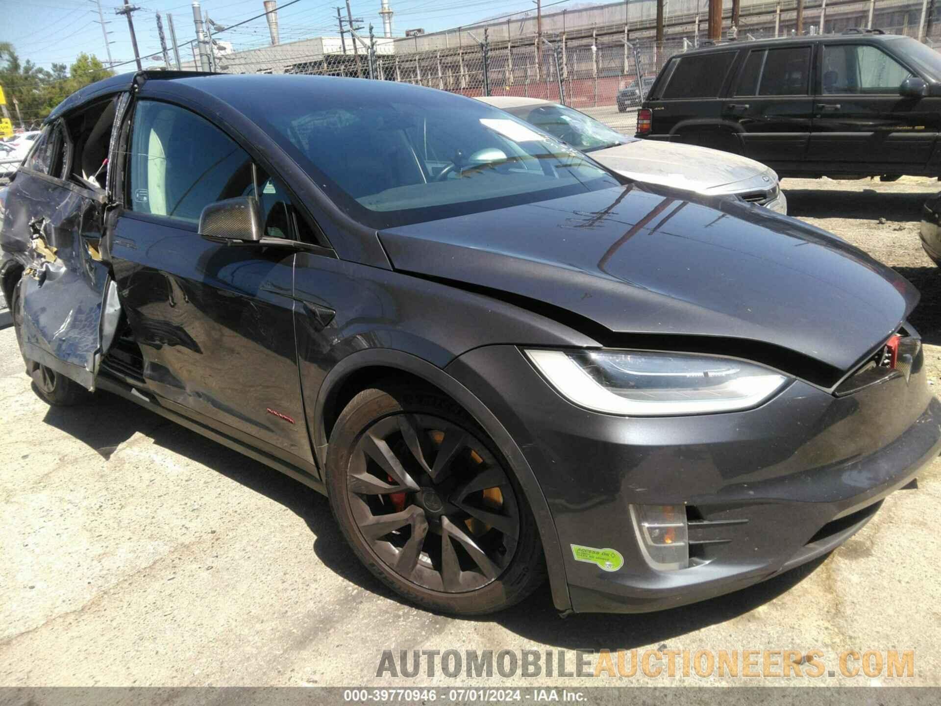 5YJXCAE40KF180432 TESLA MODEL X 2019