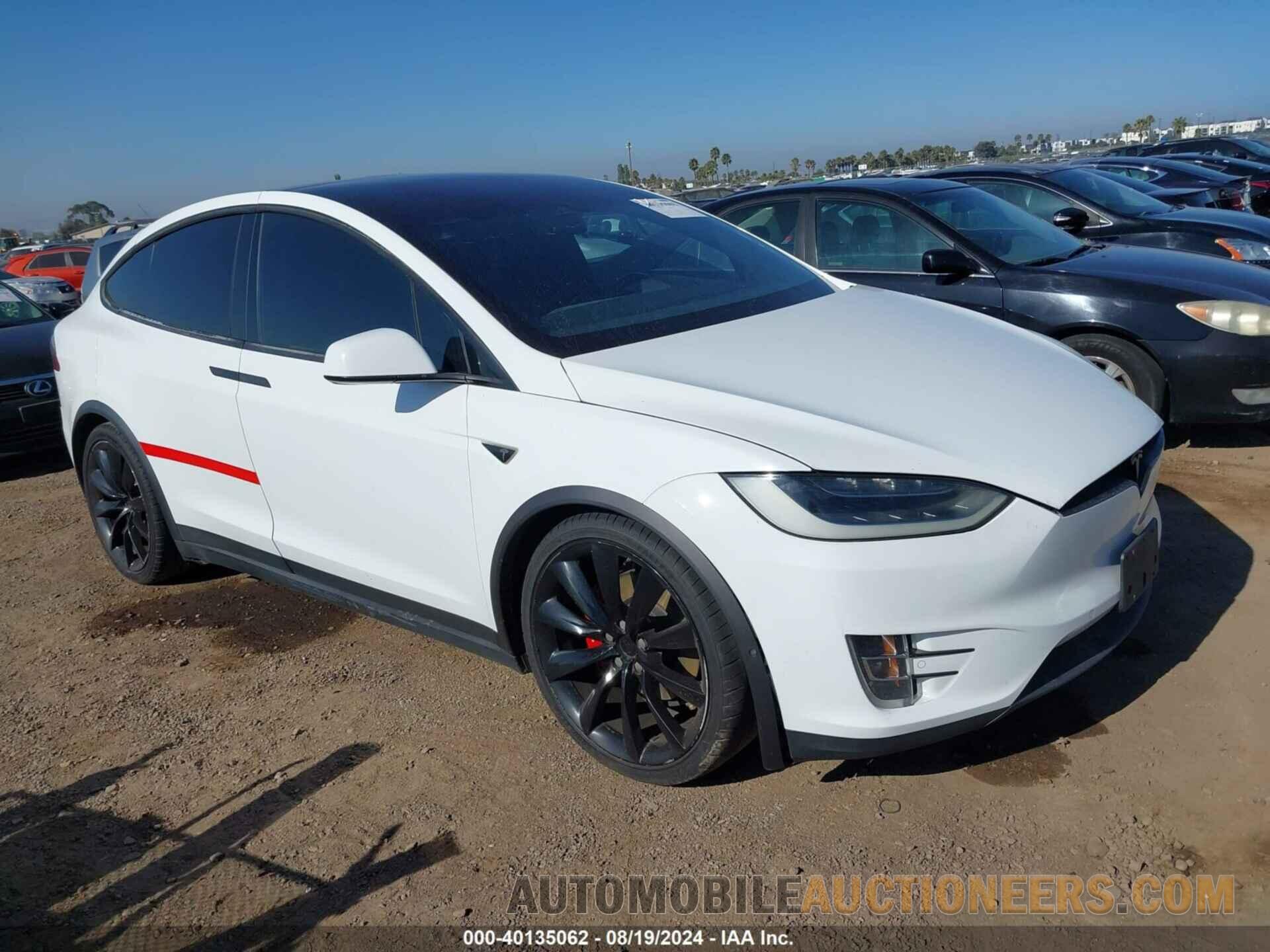 5YJXCAE41GF005453 TESLA MODEL X 2016