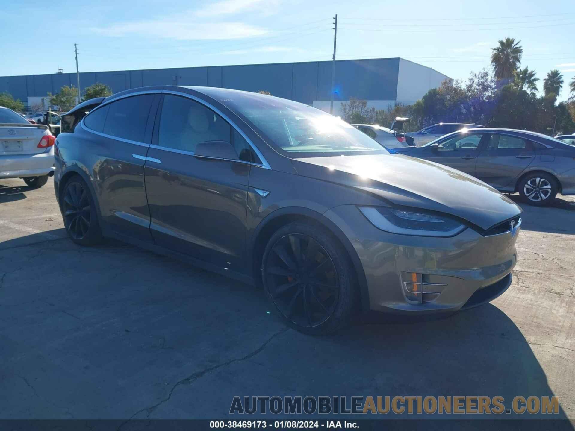 5YJXCAE42GF000309 TESLA MODEL X 2016