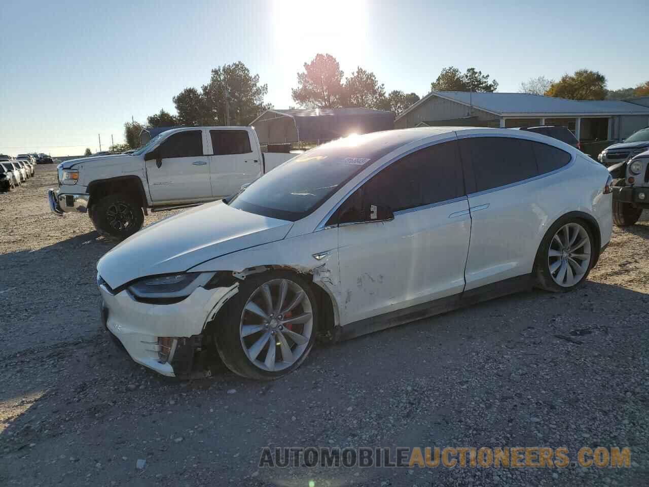 5YJXCAE43GF001145 TESLA MODEL X 2016