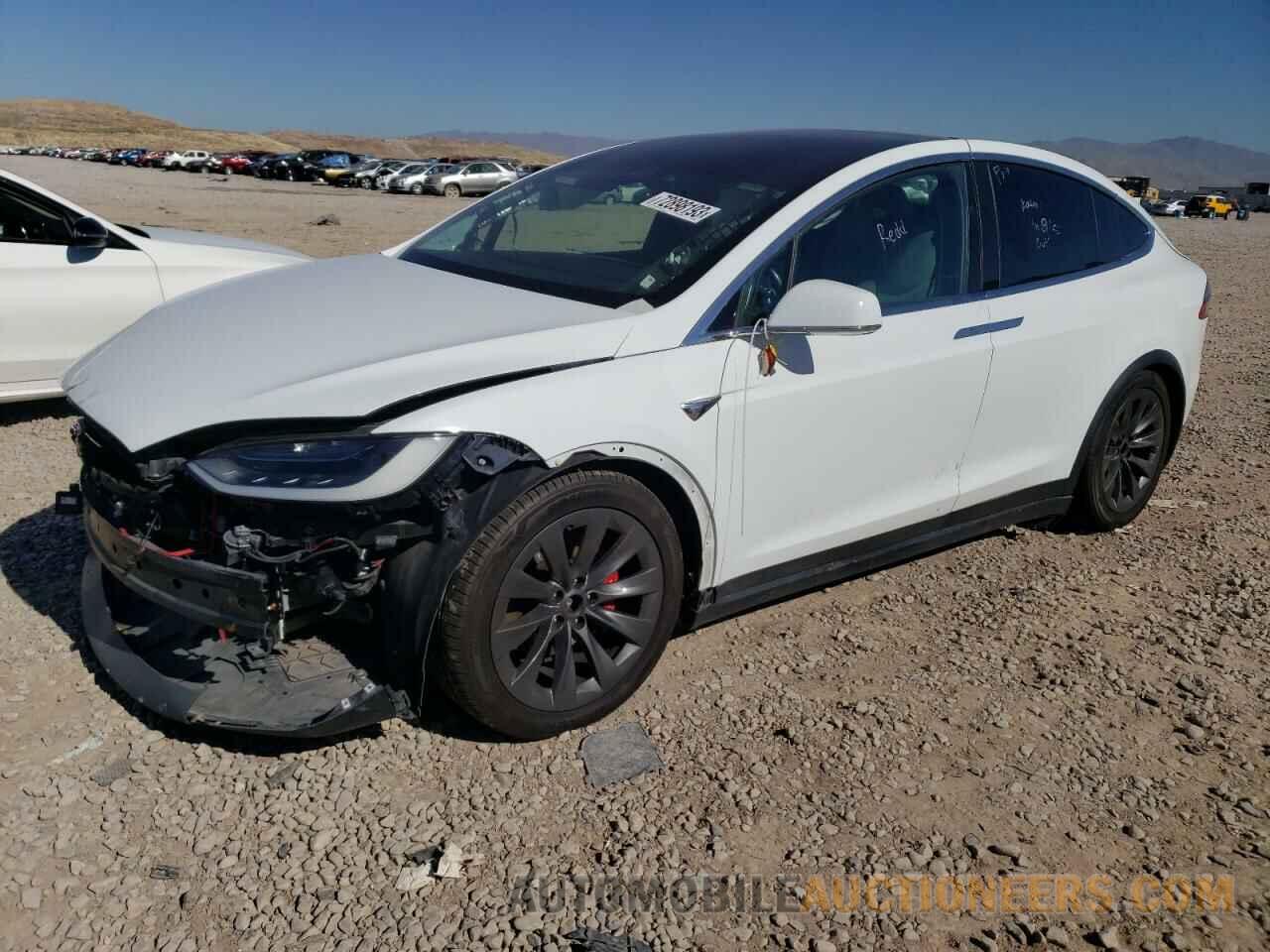 5YJXCAE43JF090044 TESLA MODEL X 2018