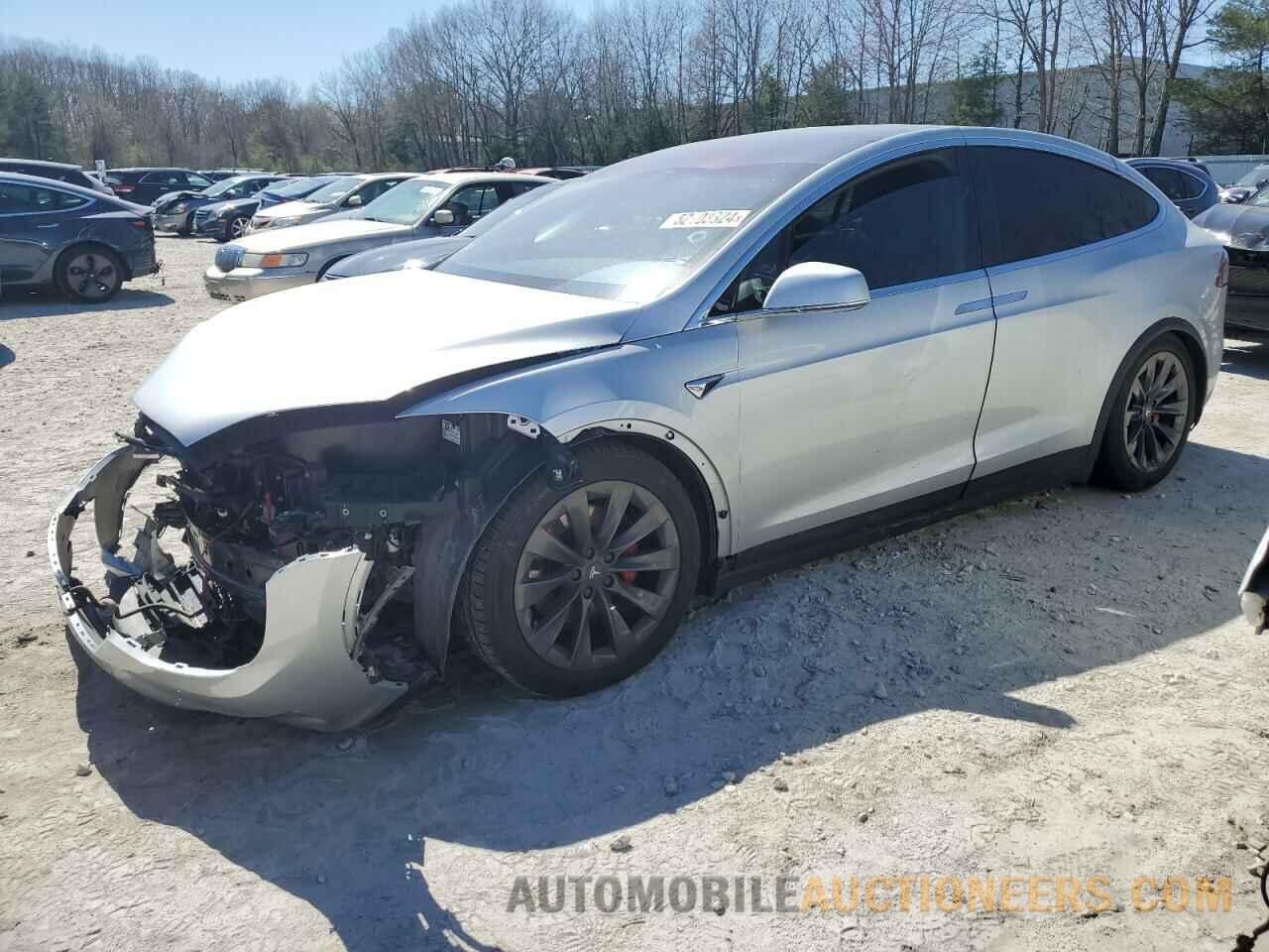 5YJXCAE44JF090098 TESLA MODEL X 2018