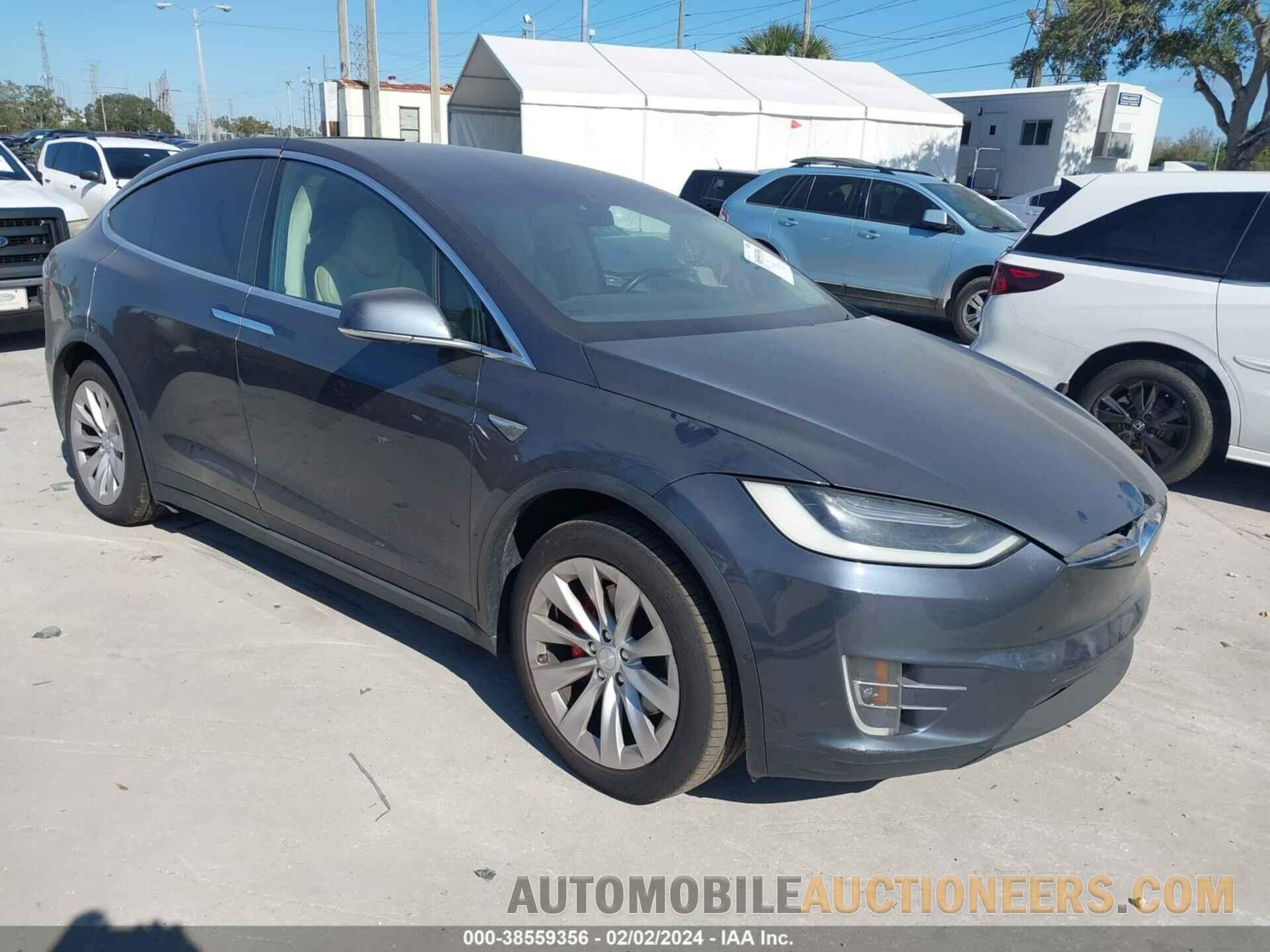 5YJXCAE45GFS00861 TESLA MODEL X 2016