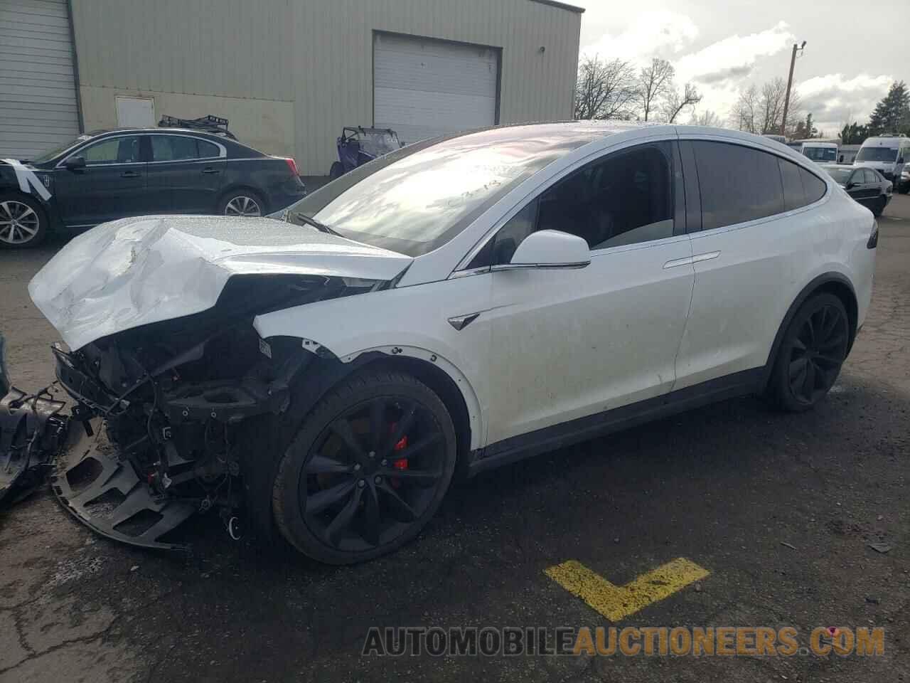 5YJXCAE46JF100484 TESLA MODEL X 2018