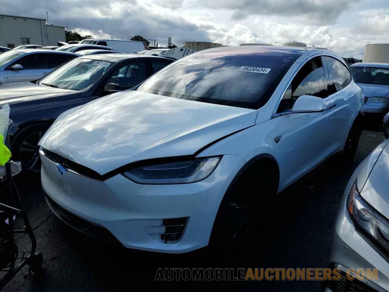 5YJXCAE47GF000578 TESLA MODEL X 2016