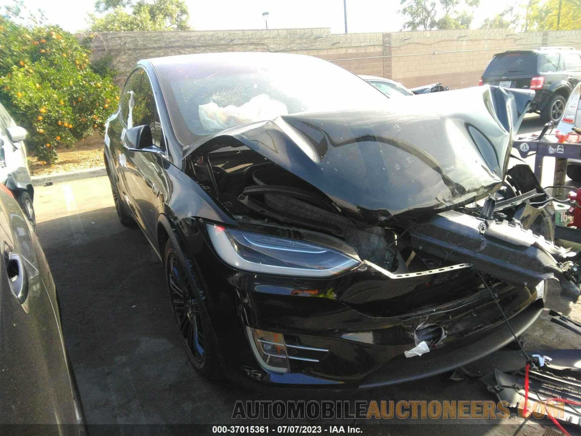 5YJXCAE47GF003111 TESLA MODEL X 2016