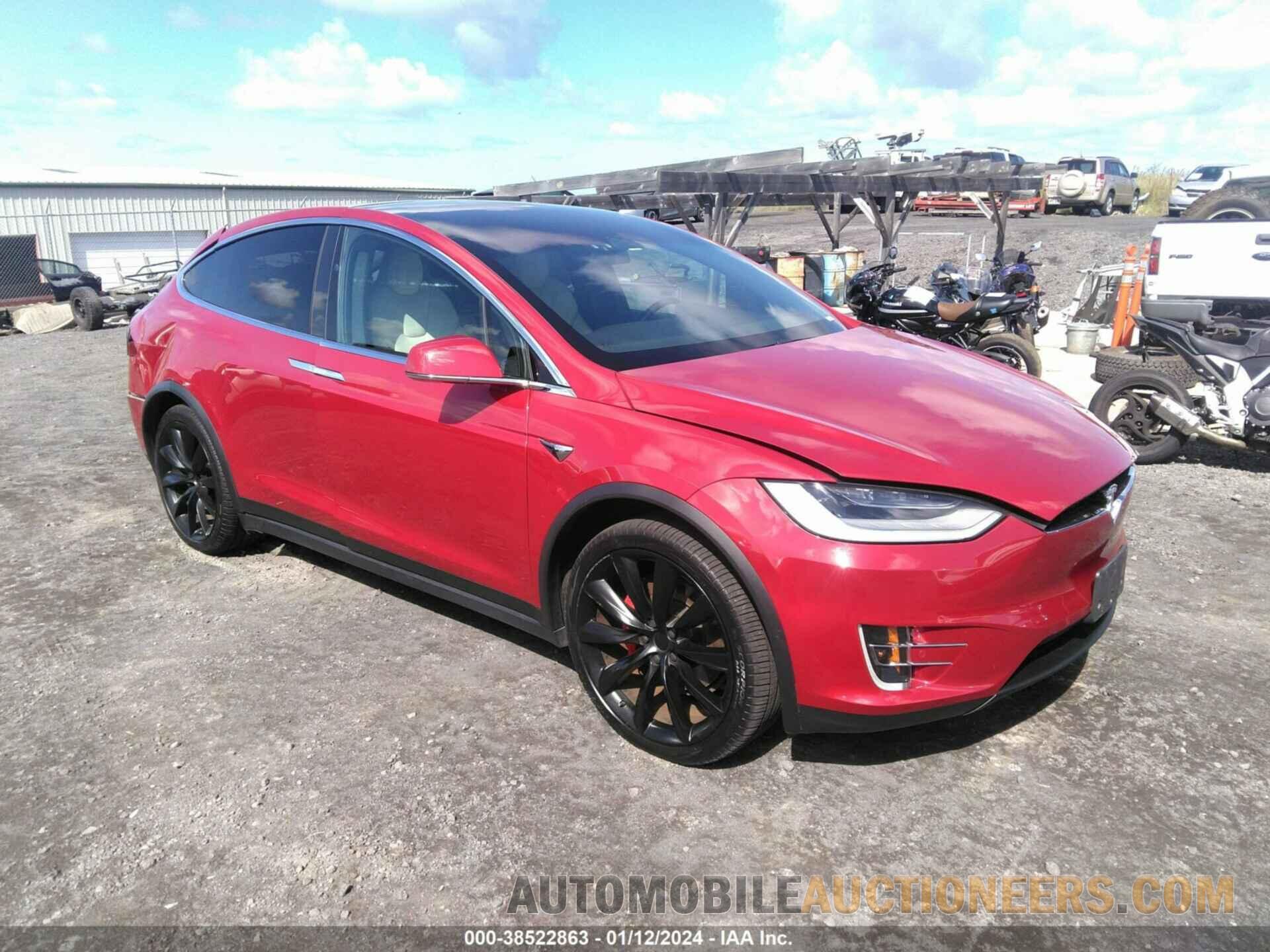 5YJXCAE47LF283784 TESLA MODEL X 2020