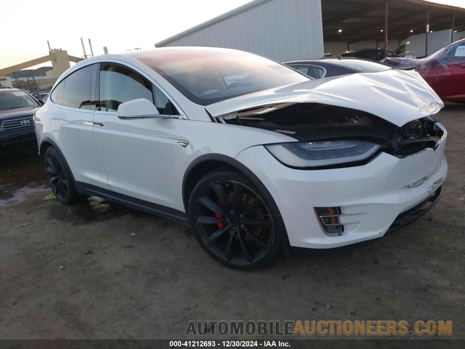 5YJXCAE48GF001903 TESLA MODEL X 2016