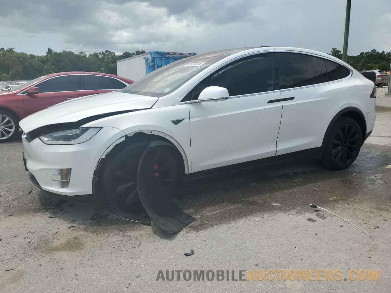 5YJXCAE48GF006843 TESLA MODEL X 2016