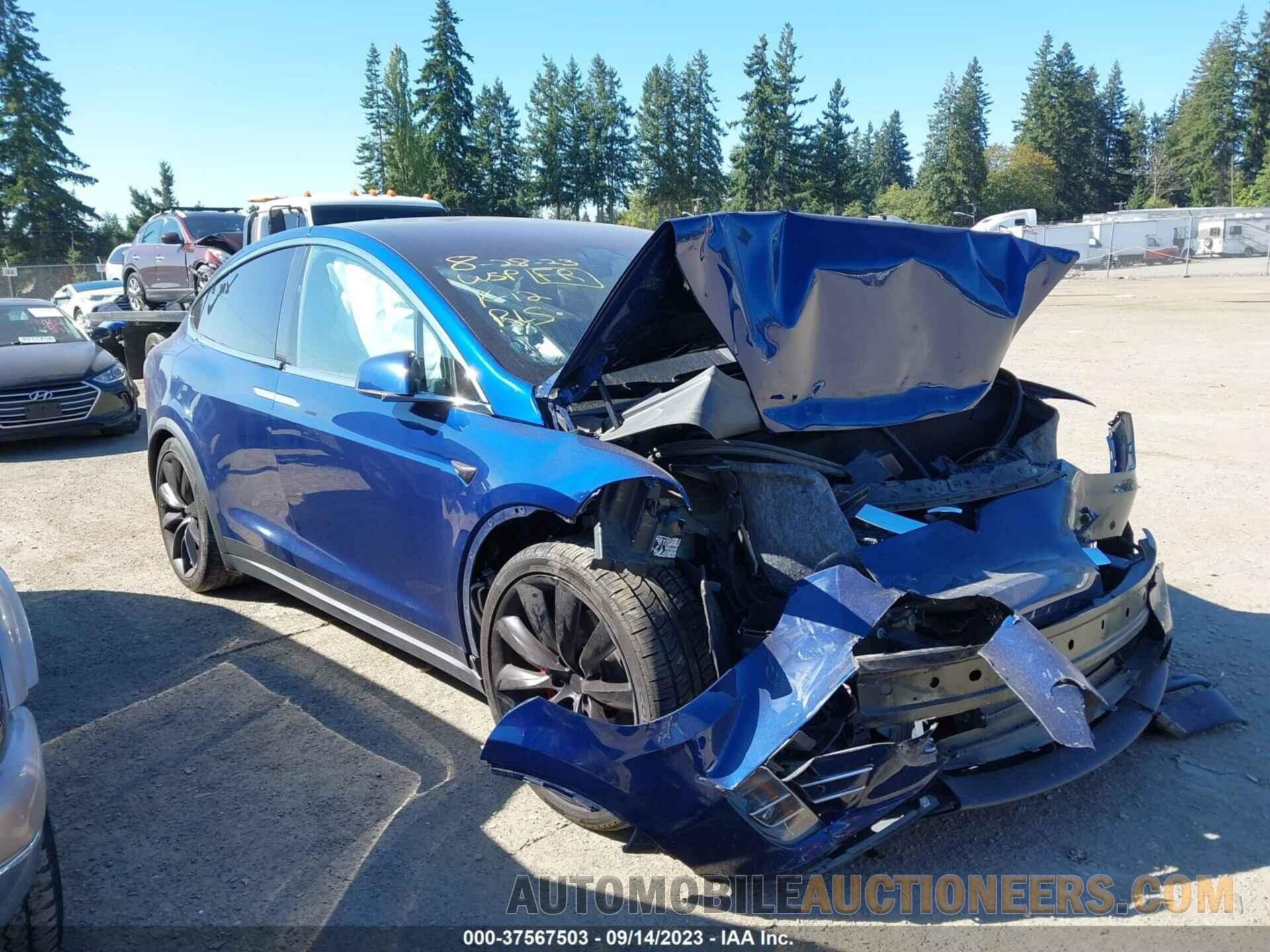 5YJXCAE48LF280232 TESLA MODEL X 2020